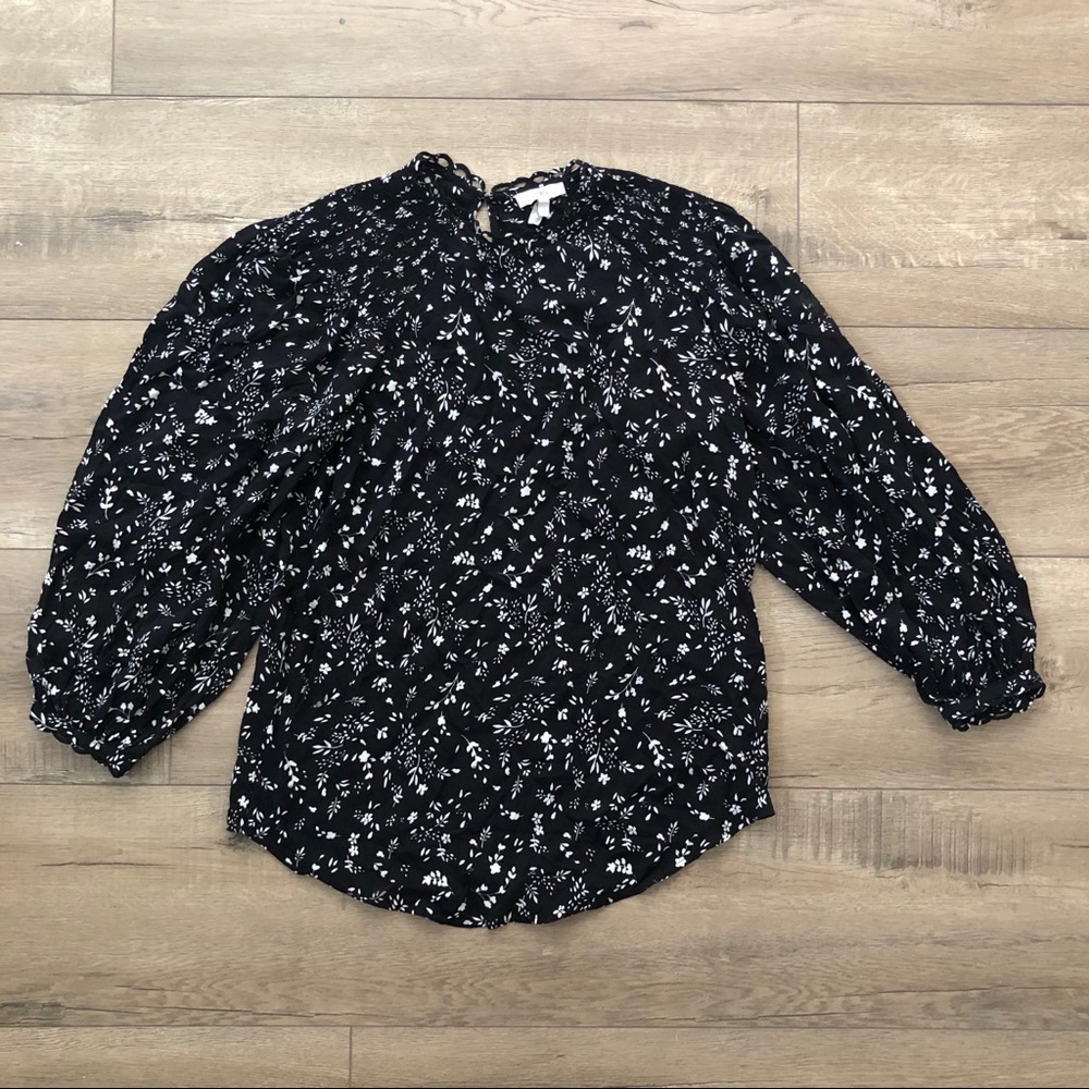 Joie Lissane Floral Peasant Shirred Top in Caviar - Picture 4 of 8
